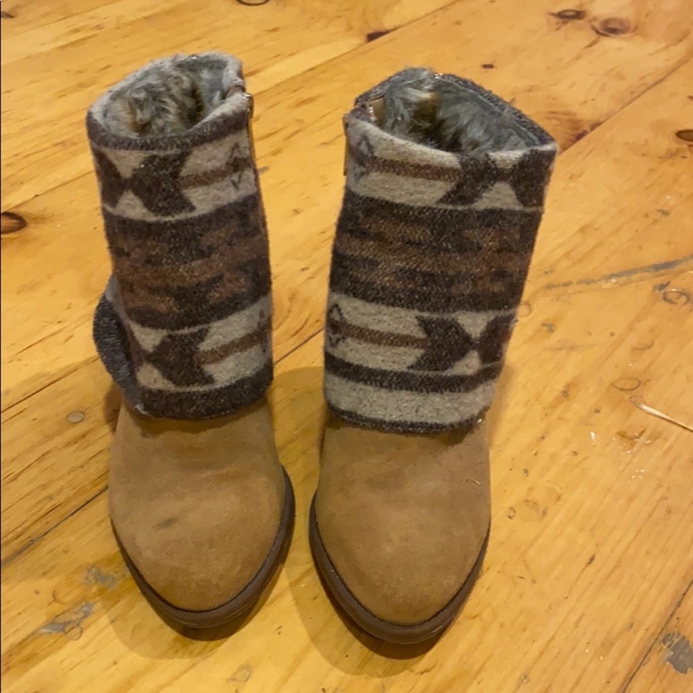 Fur lined booties.